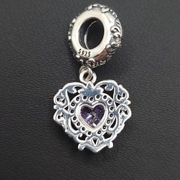 Purple Heart-Shaped Cubic Zirconia in Vintage-Style‎ Silver Charm (NWOT) - Picture 2 of 4